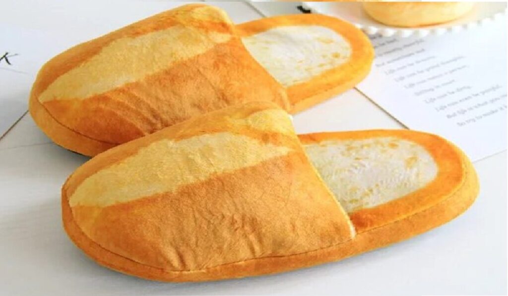 Üniversitede hoca yere bir ekmek bırakır ve…