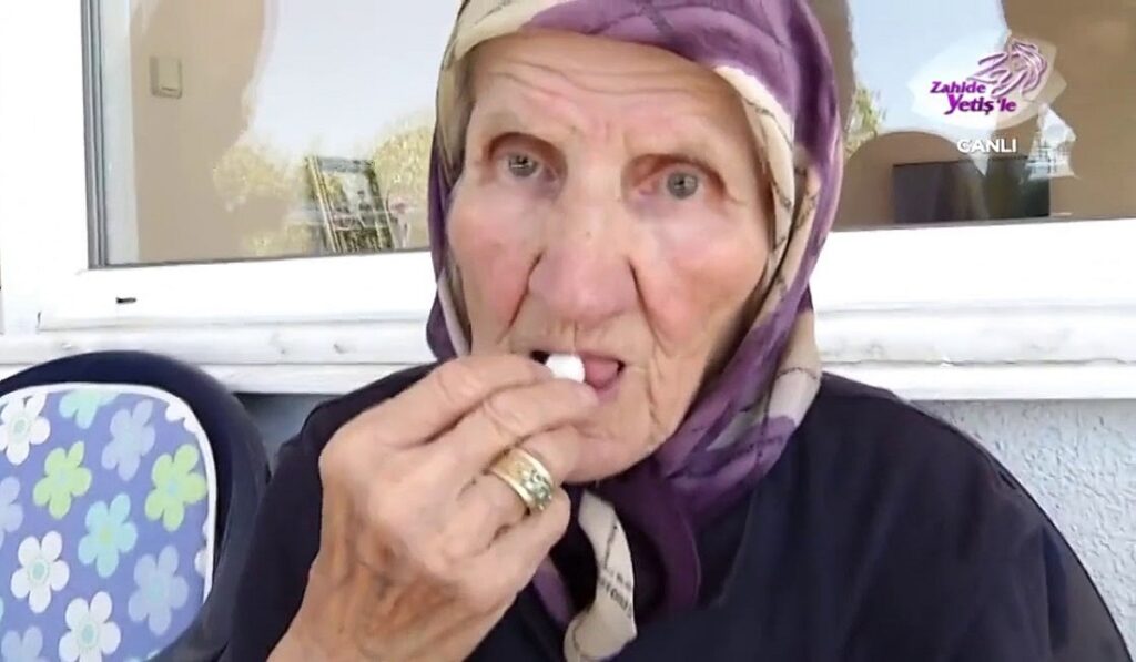 Günde Bir Kilo Şeker Tüketen 113 Yaşındaki Kadının Hikayesi